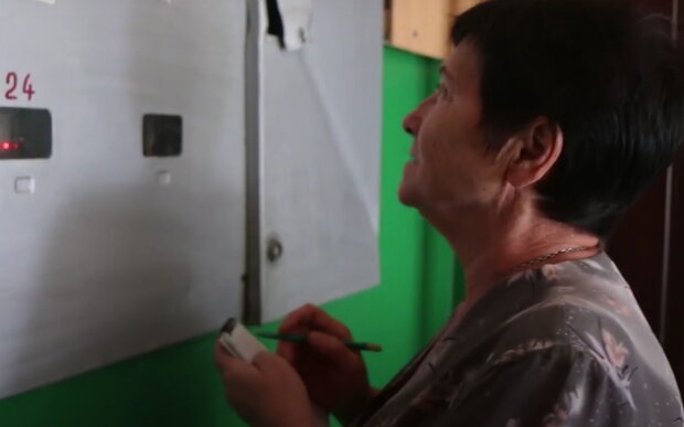 Нараховують більше, ніж споживаєте: як вирішити проблему з неіснуючими боргами за світло