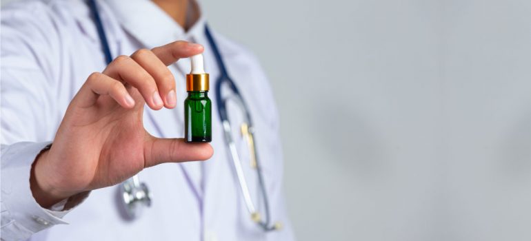 Рада підтримала законопроєкт про легалізацію медичного канабісу